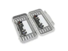 C&amp;F Design Threader Fly Case flueboks som lar deg føre tippets enkelt