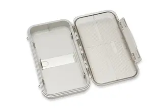 C&amp;F Universal System Case Clear Top Blant markedets beste fluebokser