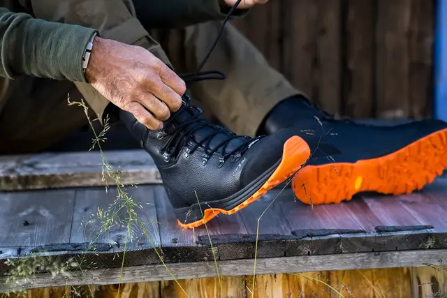 Crispi Oppdal GTX Black/Orange 41 Lett og halvhøy jaktstøvel med GoreTex 