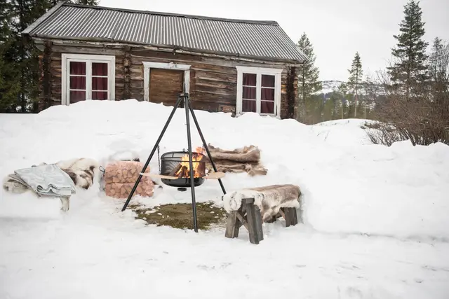 Espegard bålpanne 60 Bålpanna skaper et rom ute for alle 