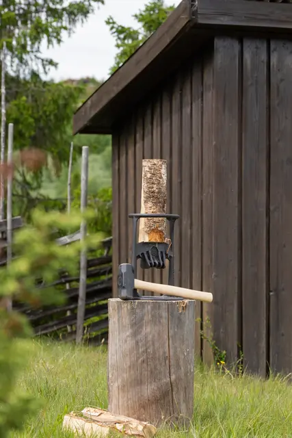 Espegard Kindling Cracker med slegge Smart vedkløyver som kommer med slegge 