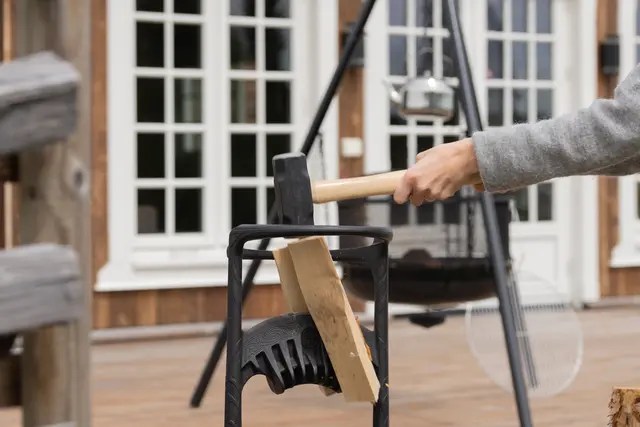 Espegard Kindling Cracker Stor Smart og trygg vedkløyver 