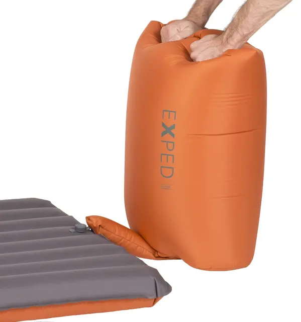 Exped Schnozzel Pumpbag M Terracotta Pumpe og pakksekk i ett! 