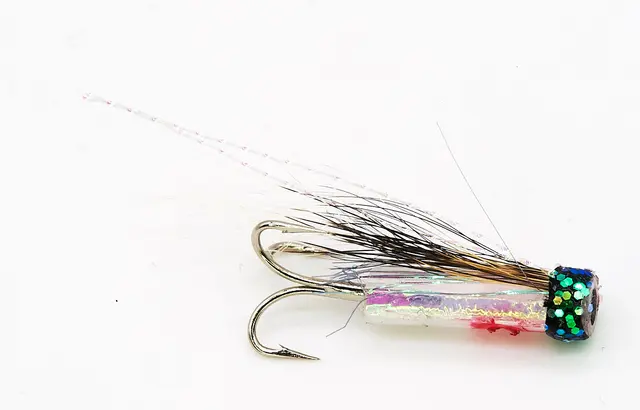Fishmadman V-Fly Hitchman Pearl #10-14 Kjøp 12 fluer få gratis flueboks 