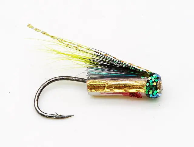 Fishmadman V-Fly Hitchman Gold #10-14 Kjøp 12 fluer få gratis flueboks 