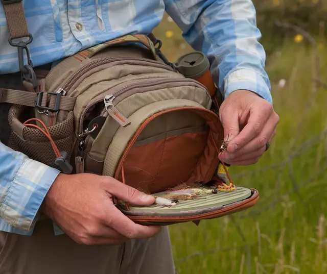 Fishpond Waterdance Guide Pack Driftwood Bestselger hofteveske til fluefiskere 