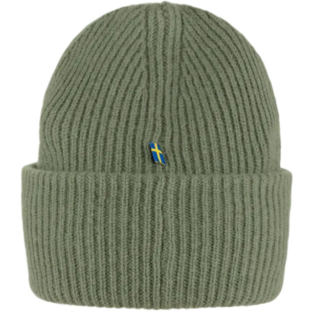 Fjällräven 1960 Logo Hat Caper Green Behagelig strikkelue i lammeull 