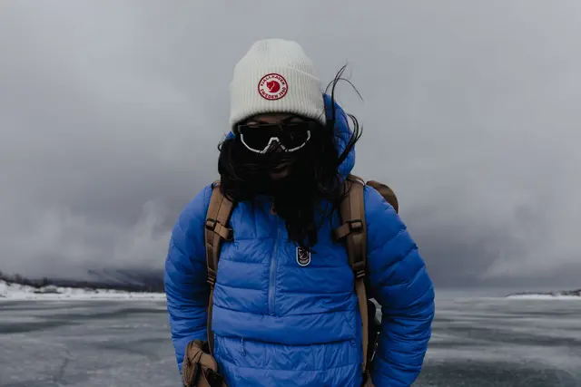 Fjällräven 1960 Logo Hat Mustard Yellow Behagelig strikkelue i lammeull 