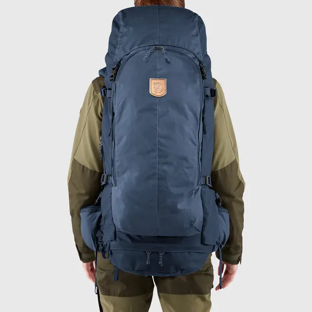 Fjällräven Keb 72 W Black Robust helårssekk med treramme 