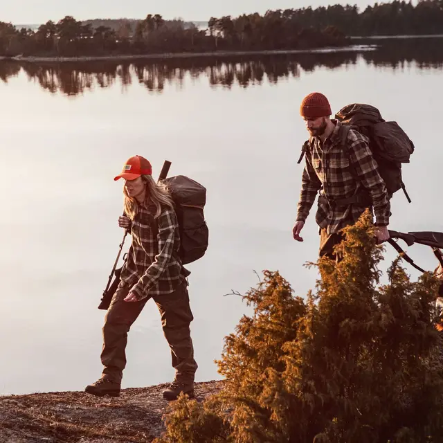 Fjällräven Singi Stubben Dark Olive Robust ryggsekk til friluftsliv 27l 