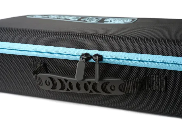 Fish-Skull Flytester Test fluene dine i strømmende vann 