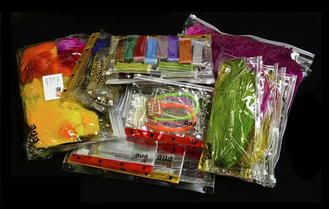 SOS Salar Organizing System One of each Frödin Flies 