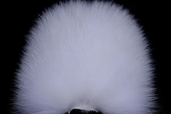 FutureFly Shadow Fox White Høykvalitets myke kroppshår til fluer 