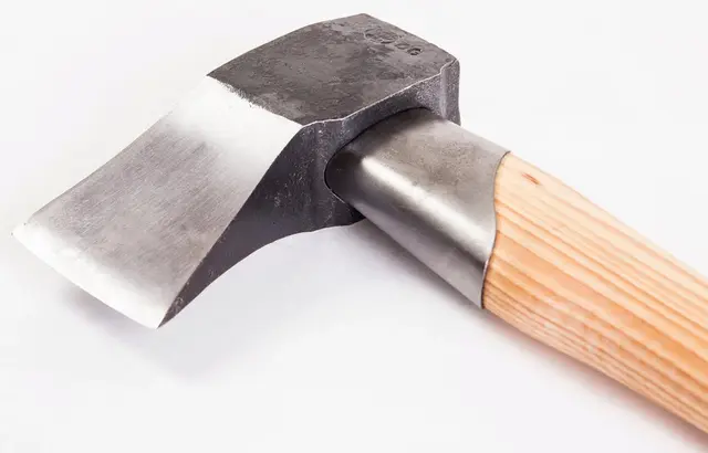 Gränsfors Stor Klyveøks 70cm Eggbeskytter av vegetabilsk garvet skinn 