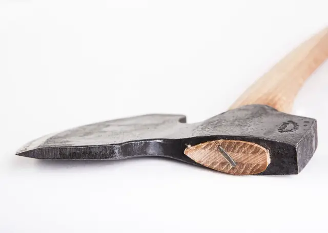 Gränsfors Tømmerbile modell 1900 Tradisjonell snekkøks med høy stabilitet 