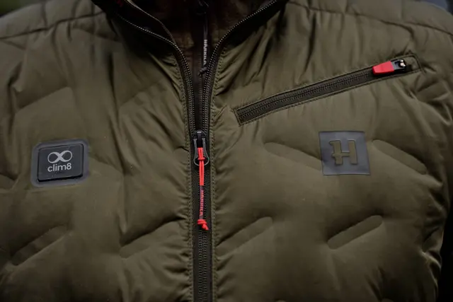 Härkila Clim8 Insulated Waistcoat XS Isolerende varmevest med strøm 