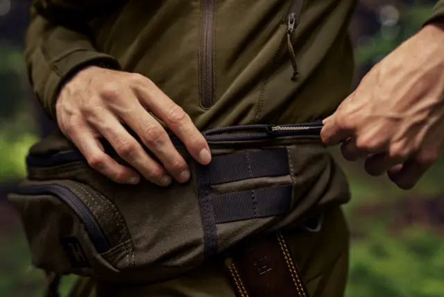 Härkila Deer Stalker waist pack Willow Green 4 L 