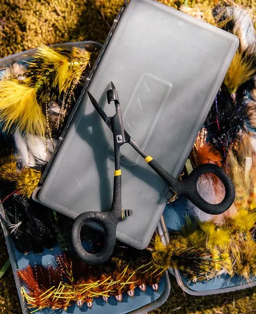 Loon Rogue Hook Removal Forceps 