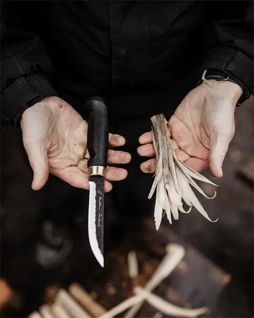 Marttiini Lynx Knife Black Edtion Finsk kvalitetskniv - 11cm blad 