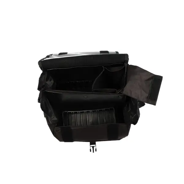 Norma Feltveske Sort Plass til skudd, magasin og drikkeflaske 