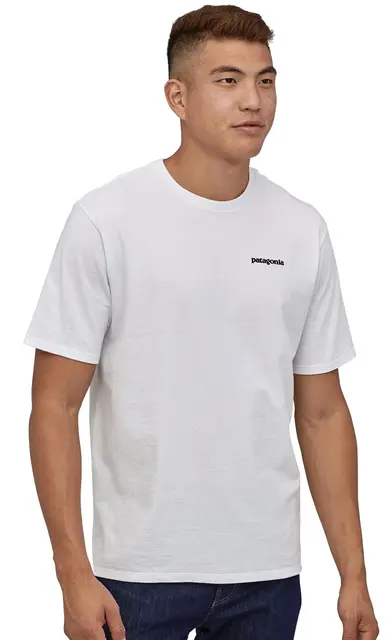 Patagonia M P-6 Logo Responsibili-Tee S White T-skjorte med Patagonia logo 