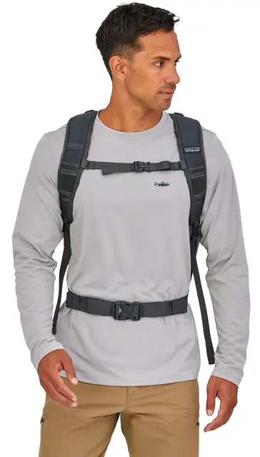 Patagonia Stealth Pack 30L Noble Grey Komfortabel og justerbar ryggsekk 