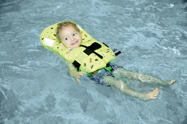 Regatta Soft Elias 100N Lemon Baby Denne vesten er ekspertenes favoritt 