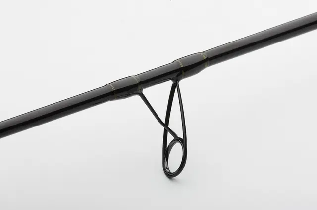 Savage Gear SG2 Shore Game 9'3" 8-28g 2-delt haspelstang med kork håndtak 