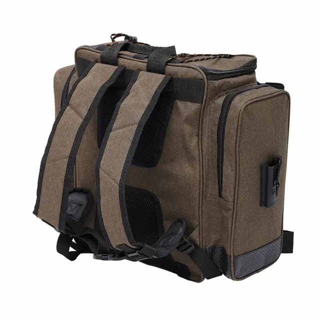 Savage Gear Specialist Rucksack Fiskeryggsekk med 3 slukbokser 
