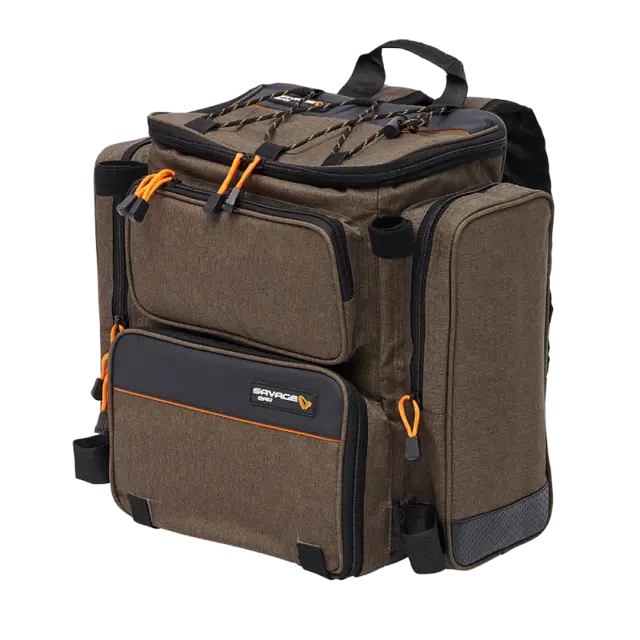 Savage Gear Specialist Rucksack Fiskeryggsekk med 3 slukbokser 