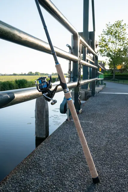 Shimano Nexave Spinning MOD-FAST 8'10'' 21-56g 2-delt 