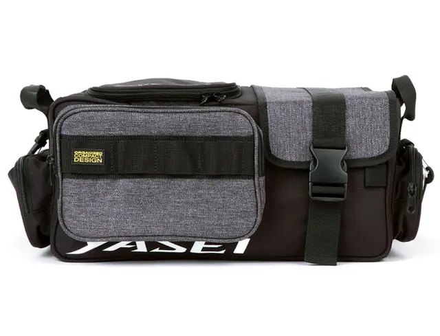 Shimano Carryall Yasei Medium Boat Bag Predator fiskeveske med 3 slukbokser 
