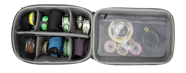 Simms GTS Reel Vault Carbon Snellekoffert 