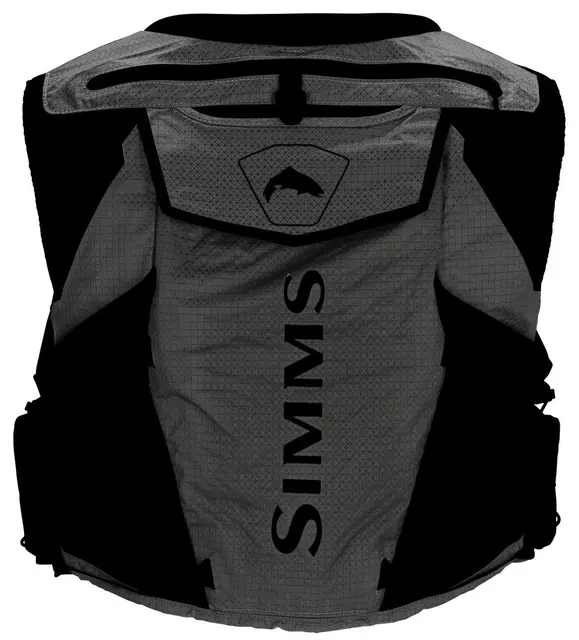 Simms Flyweight Vest Smoke L/XL Fiskevest med smarte funksjoner 