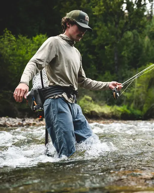 Simms Solarflex Hoody Bay Leaf M Beskyttende hettegenser for varme dager 