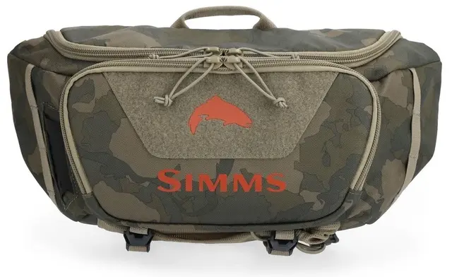 Simms Tributary Hip Pack RegimentCamo 5L Lett hofteveske med god plass til utstyr 