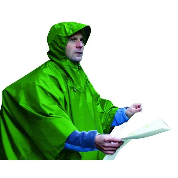 STS Poncho m/Tarp Grønn Praktisk poncho med allværsoverheng 