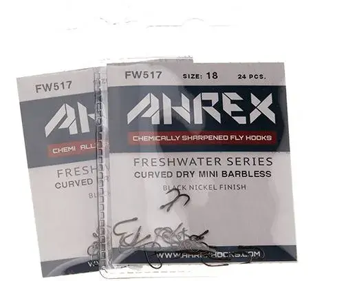 Ahrex FW517 Curved Dry Mini #20 Barbless - Sort finish - 24 stk 