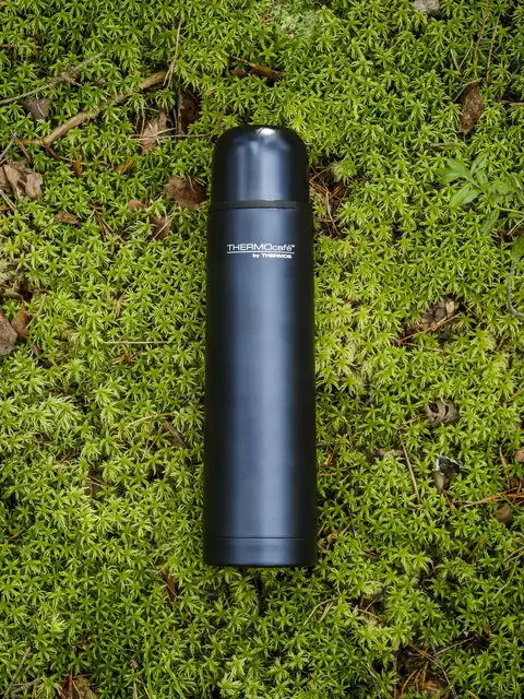 Thermos Everyday Termos Mørkeblå 0,70L Rustfri termos med autostopp og kopplokk 