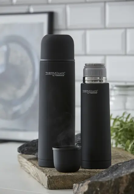 Thermos Everyday Termos Svart 0,50L Rustfri ståltermos med vippeåpning 