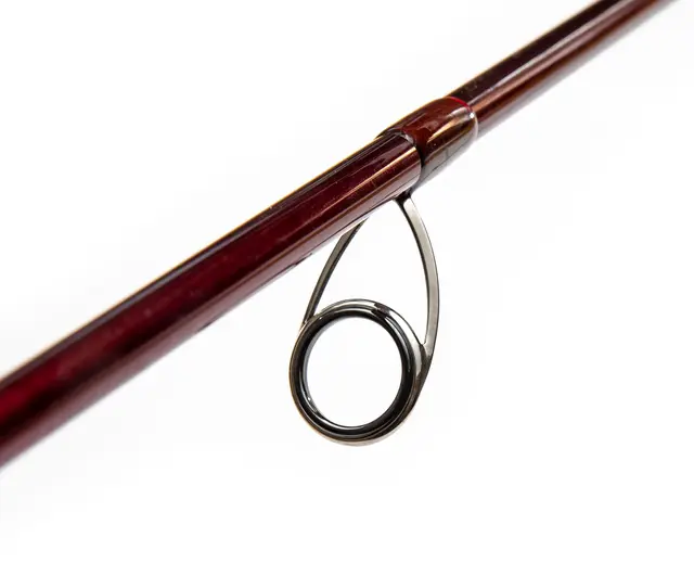 Westin W6 Finesse Shad 7'6" 12-38g 2-delt spinnstang som gir litt mer kraft 