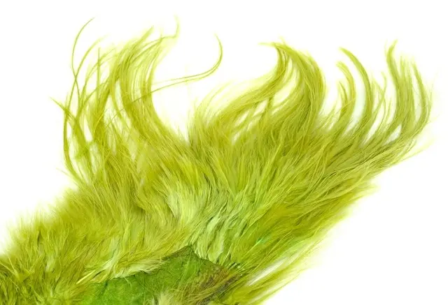 Whiting Bird Fur White dyed Olive Fluene blir enda mer levende 