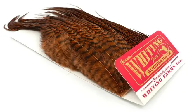 Whiting Bugger Pack Grizzly dyed Natural Lange fjær med naturlig tapering 