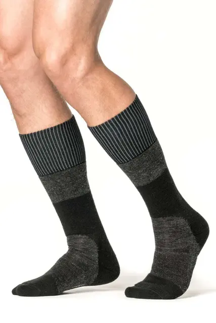Woolpower Socks Skilled Knee-High 36/39 Sokker fra Ullfrottè med 400g/m2 