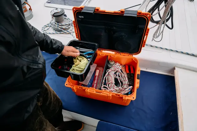 Yeti LoadOut GoBox 60 Tan Vanntett og sikker oppbevaringsboks 